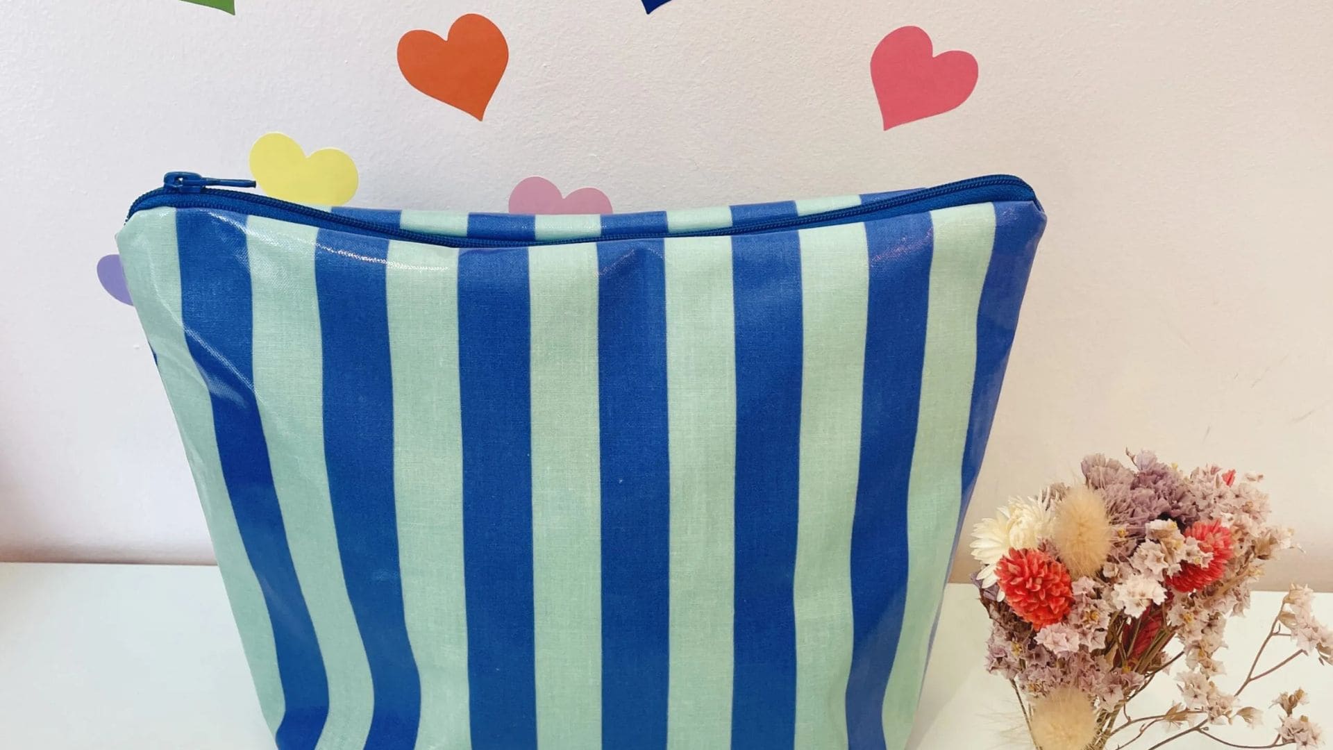 Coudre une pochette toile cirée zippée