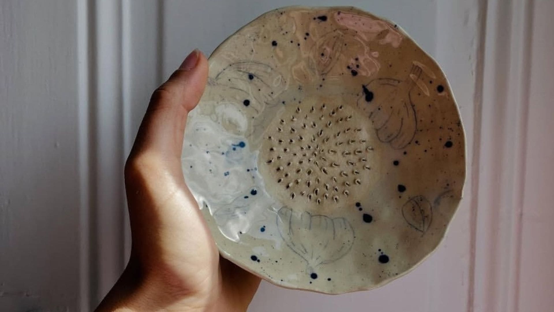 Apéro céramique - Gratte ail et égouttoir